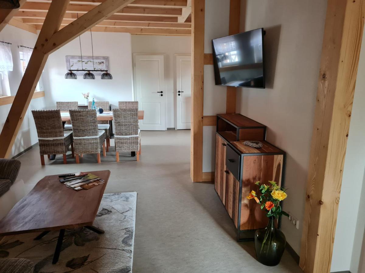 Familien- Und Apartmenthotel Lerchenberghof Walddorf  Exterior foto