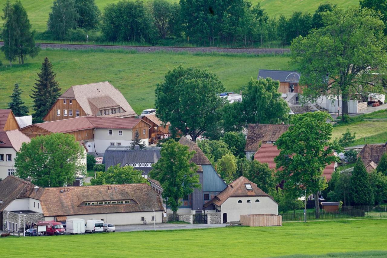 Familien- Und Apartmenthotel Lerchenberghof Walddorf  Exterior foto